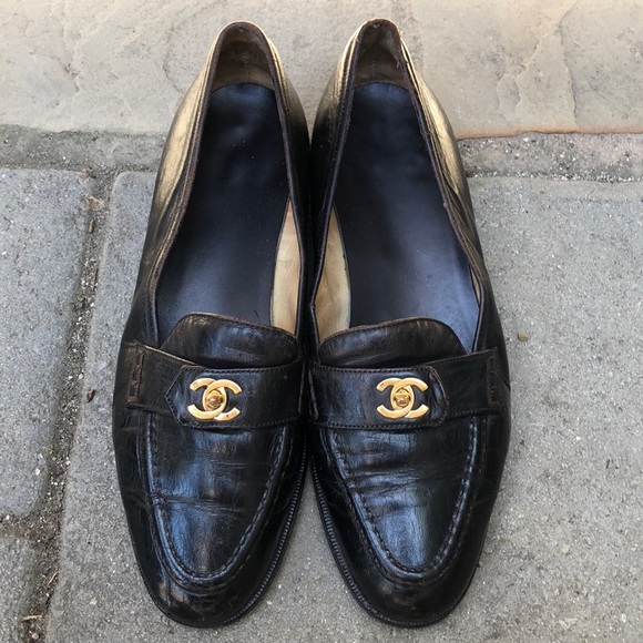 CHANEL Shoes | Chanel Vintage Turnlock 